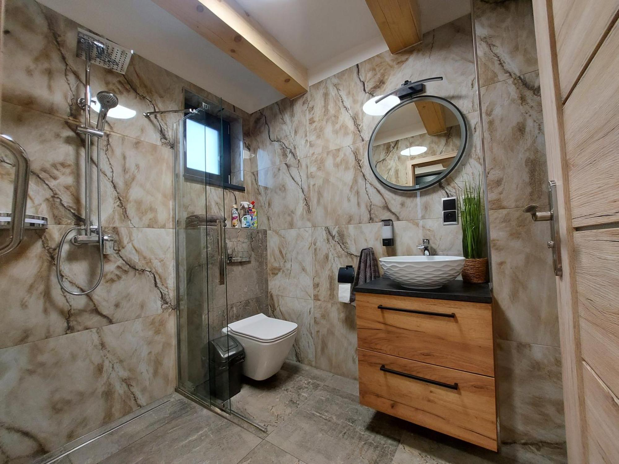 Chata Elegant Besenova Luaran gambar