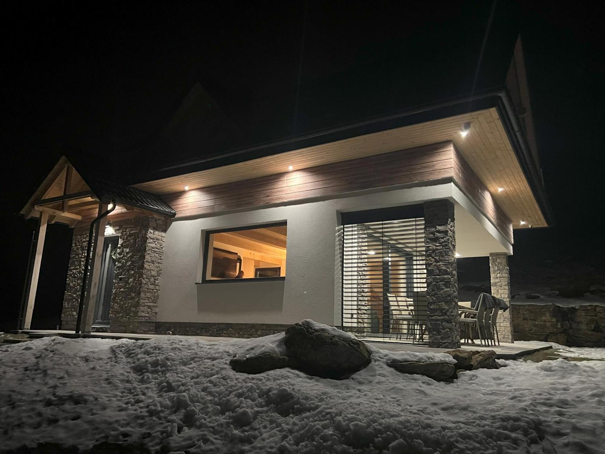 Chata Elegant Besenova Luaran gambar